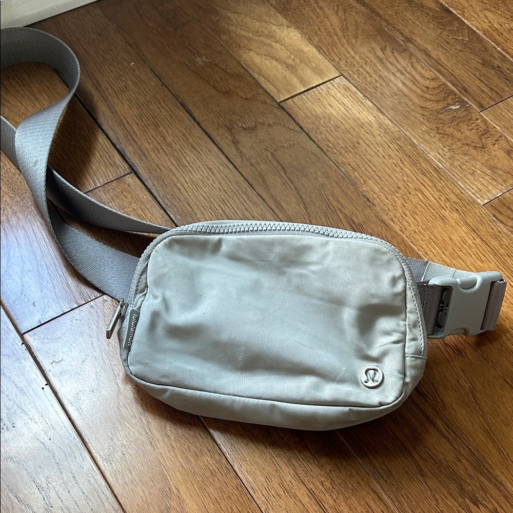 Lululemon Crossbody Belt Bag